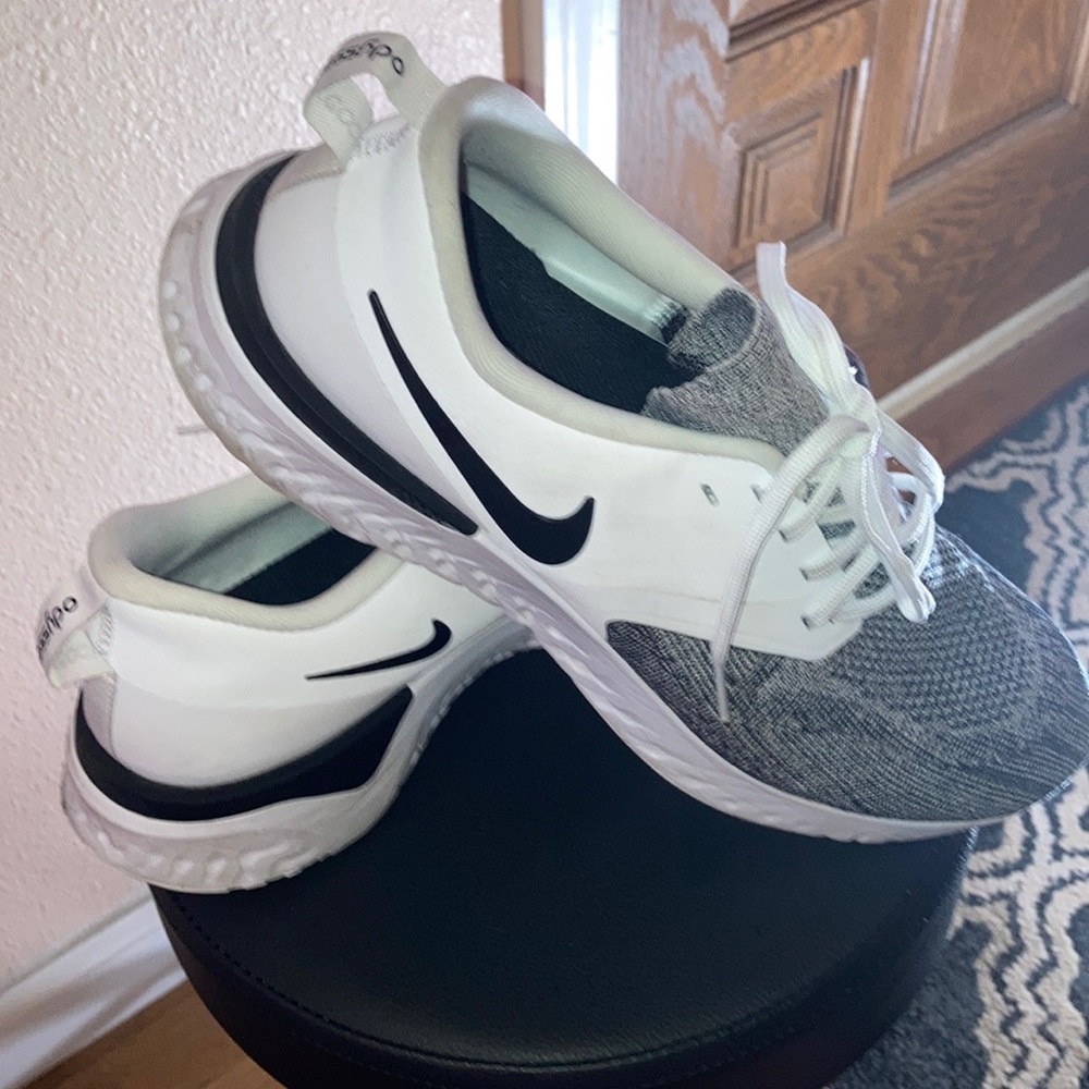 Nike Odyssey React Flyknit